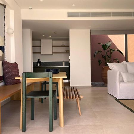 Plethora Luxury Suites Rodhiá 外观 照片