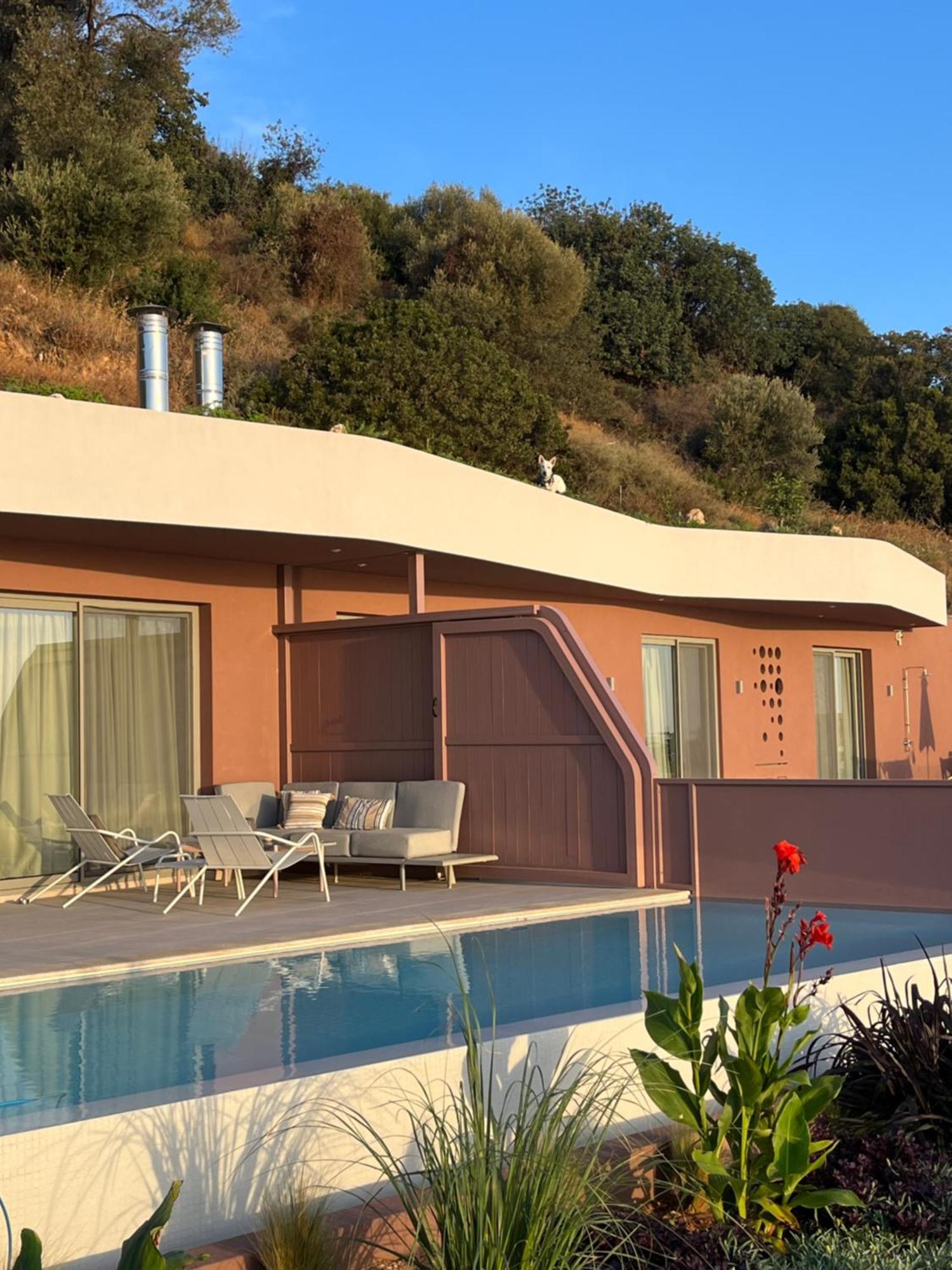 Plethora Luxury Suites Rodhiá 外观 照片